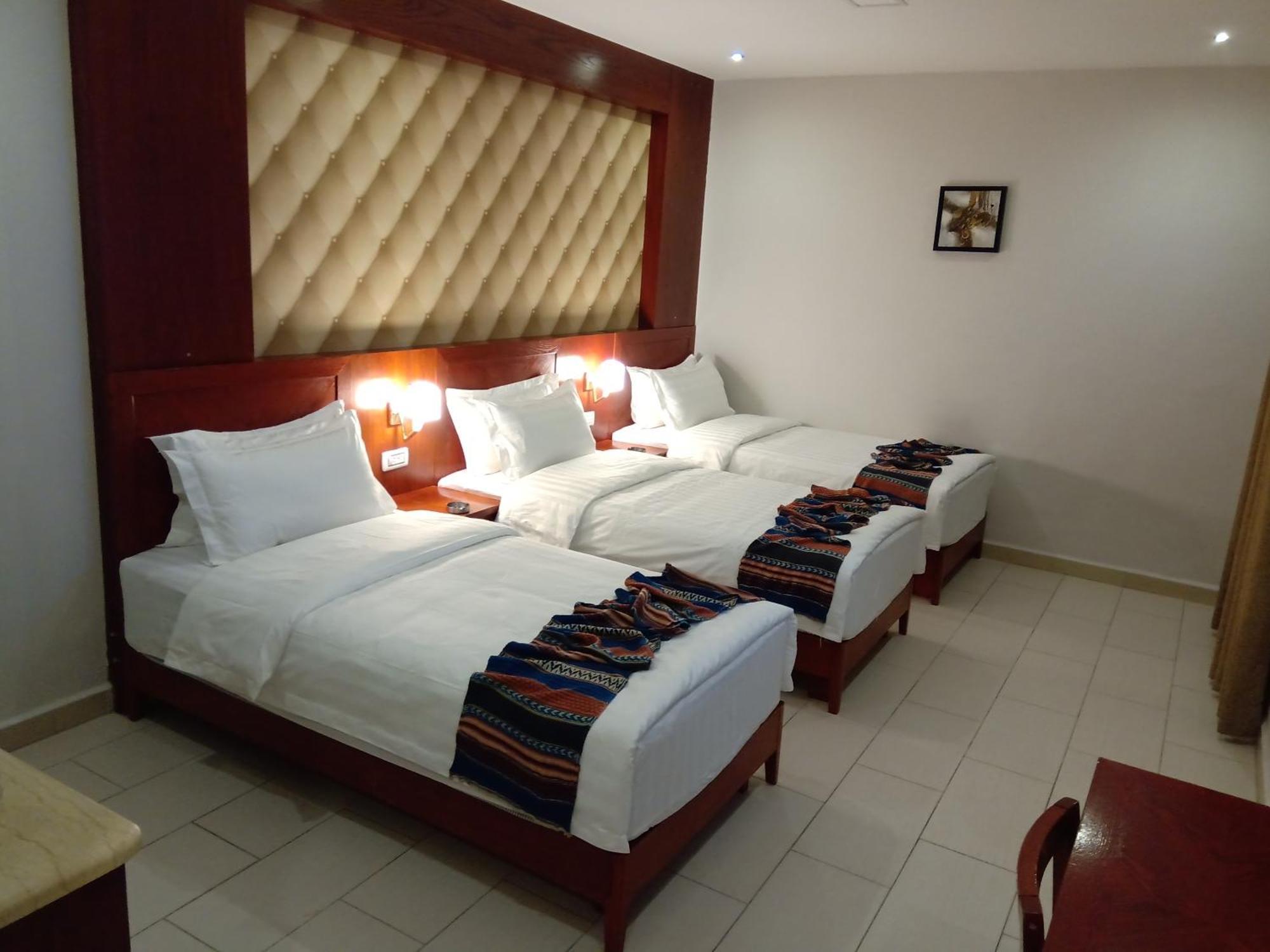 Seven7Days Hotel Акаба Номер фото