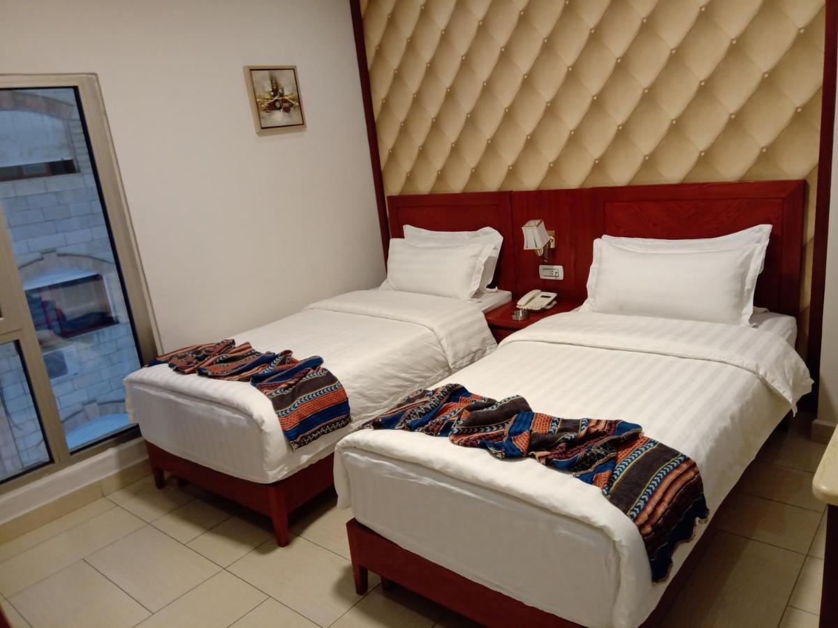 Seven7Days Hotel Акаба Экстерьер фото